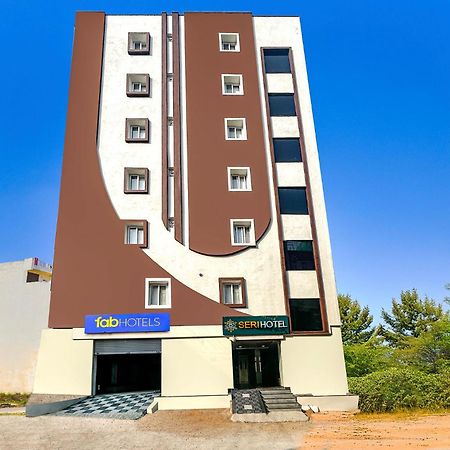 Fabhotel Seri - Nr Kims Hospital, Gachibowli ハイデラバード エクステリア 写真
