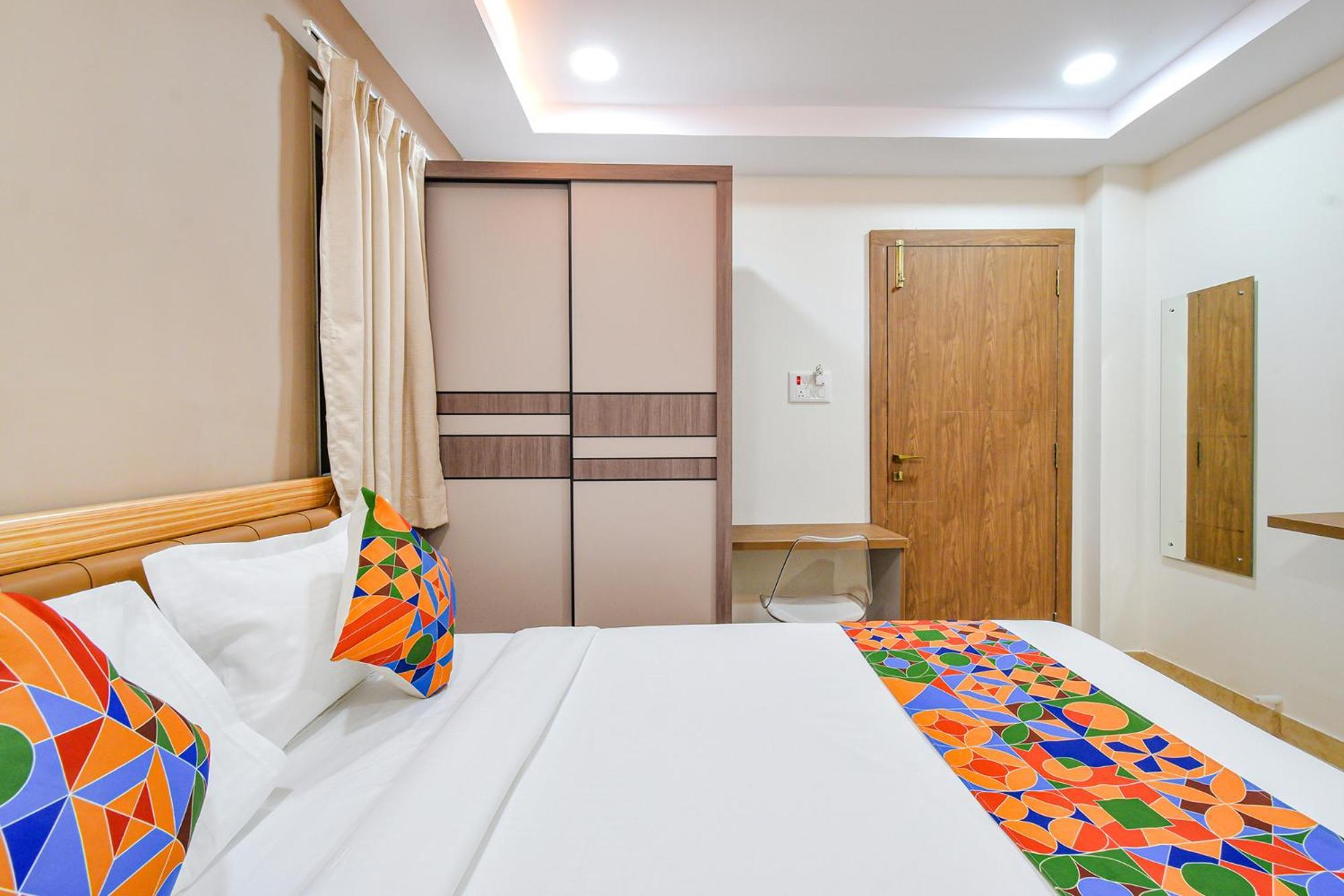 Fabhotel Seri - Nr Kims Hospital, Gachibowli ハイデラバード エクステリア 写真