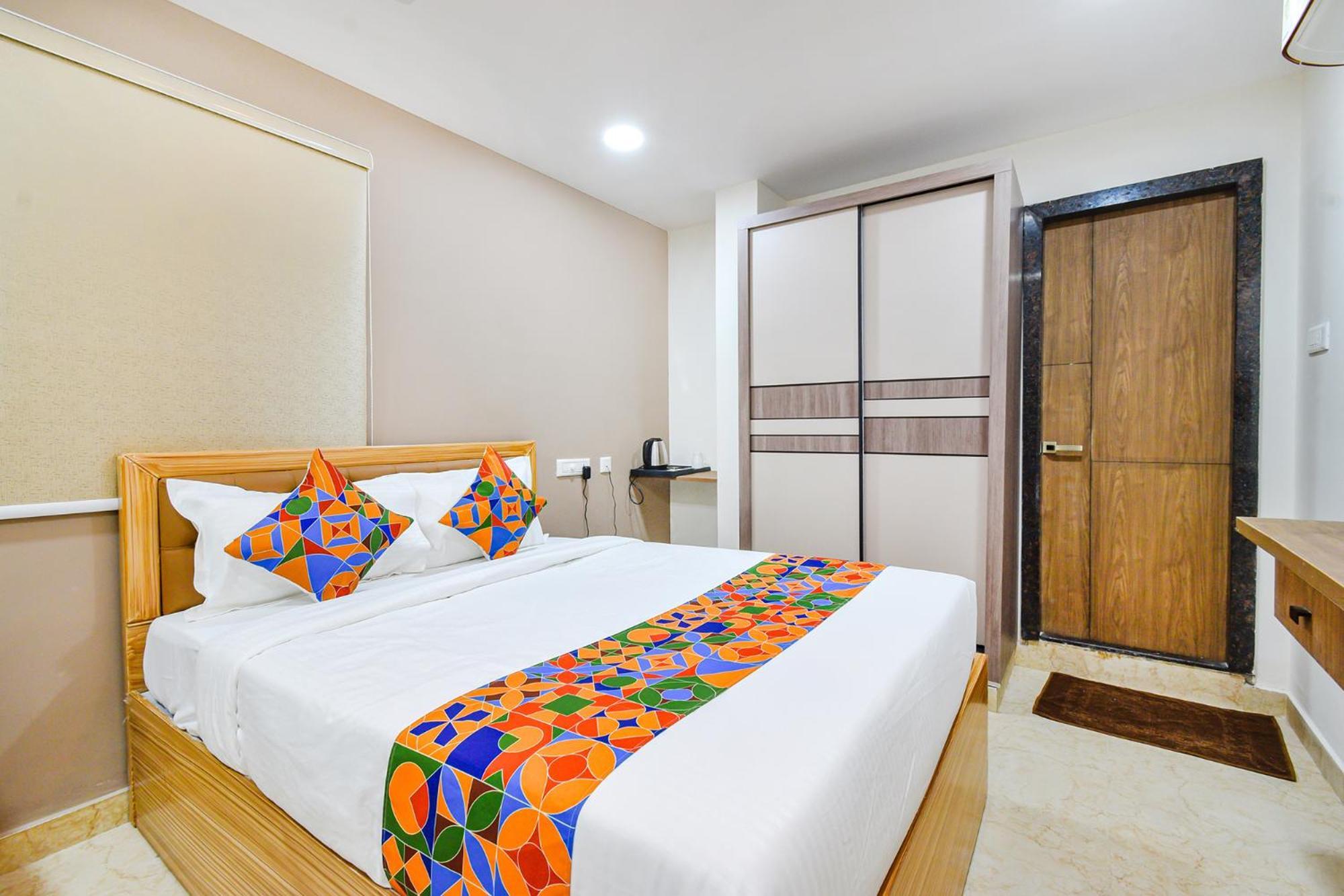 Fabhotel Seri - Nr Kims Hospital, Gachibowli ハイデラバード エクステリア 写真