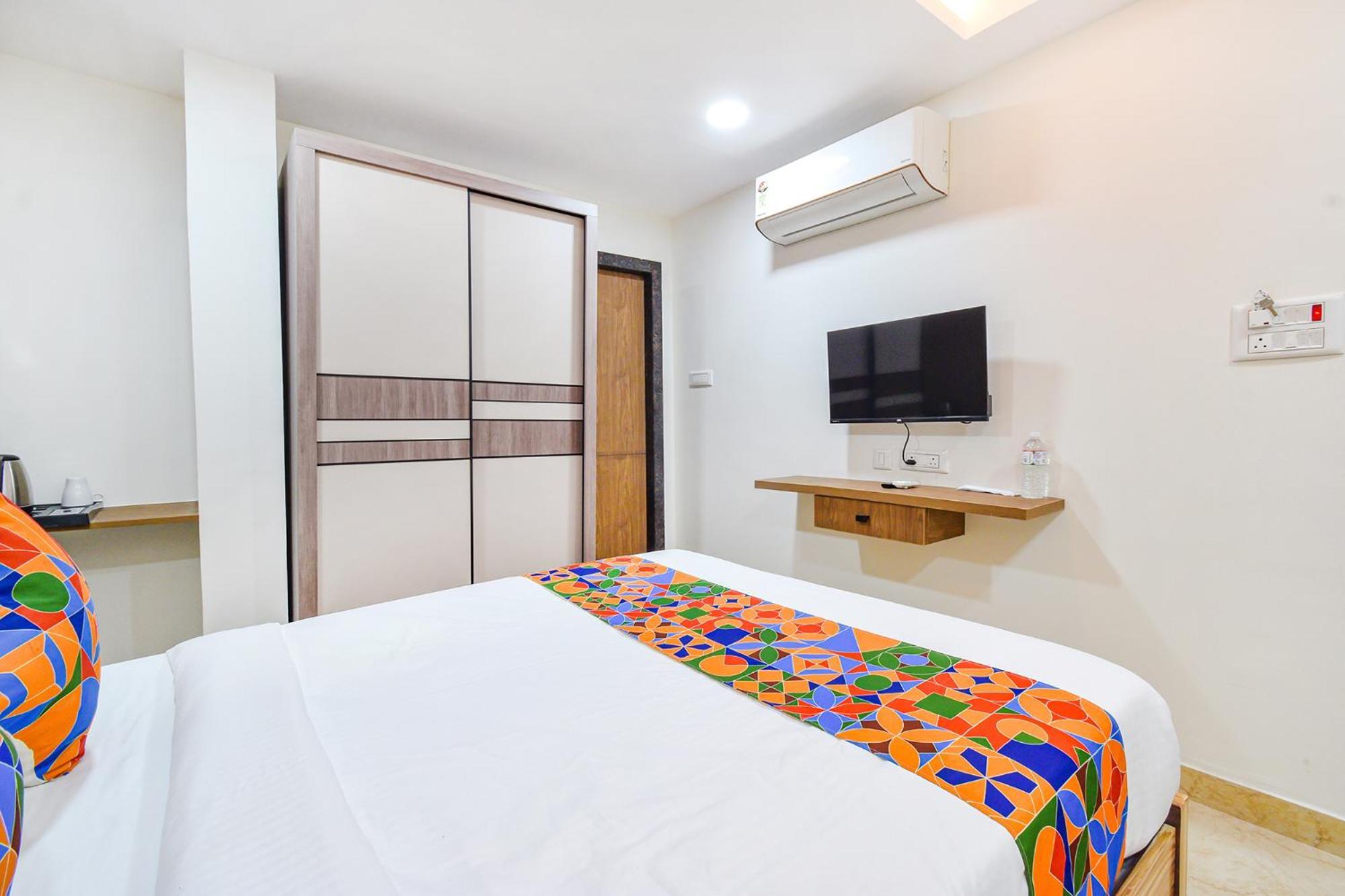 Fabhotel Seri - Nr Kims Hospital, Gachibowli ハイデラバード エクステリア 写真