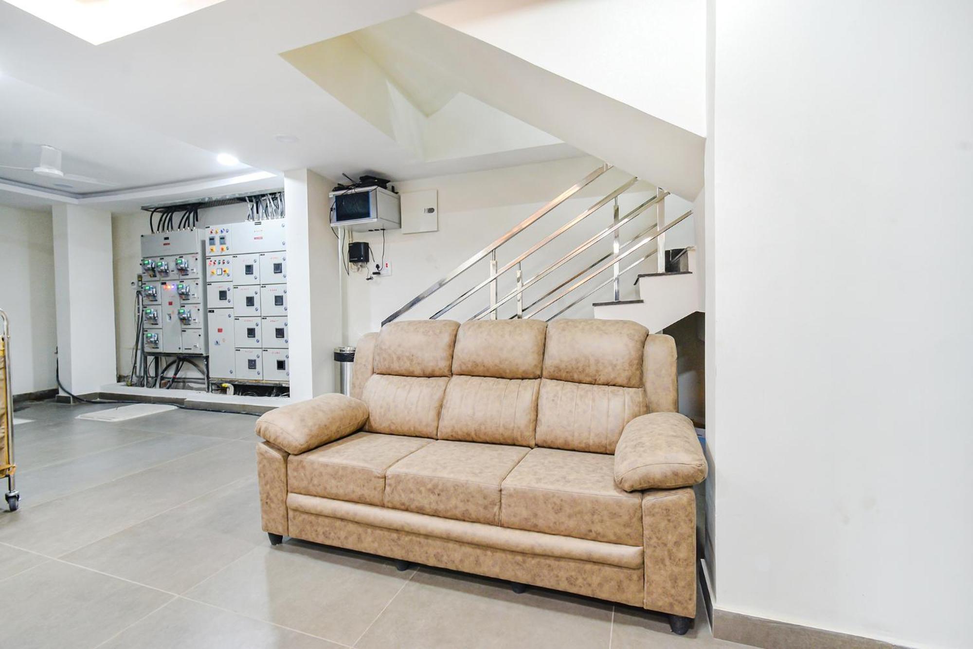Fabhotel Seri - Nr Kims Hospital, Gachibowli ハイデラバード エクステリア 写真